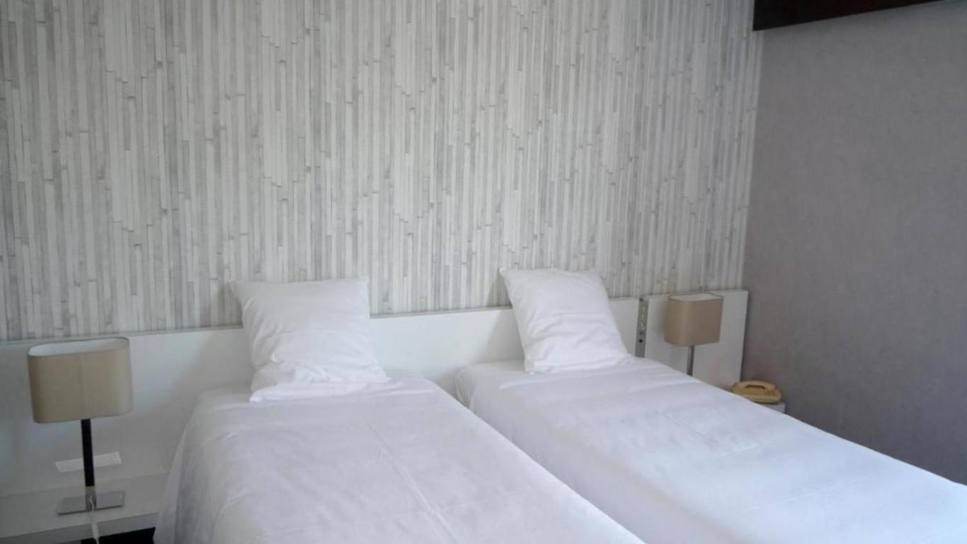 Hyp'Hotel Saint-Marcellin  Eksteriør bilde