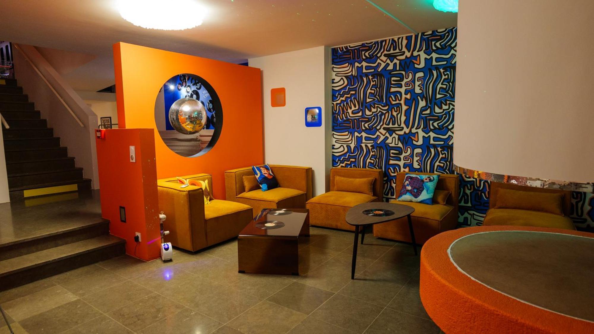 Hyp'Hotel Saint-Marcellin  Eksteriør bilde